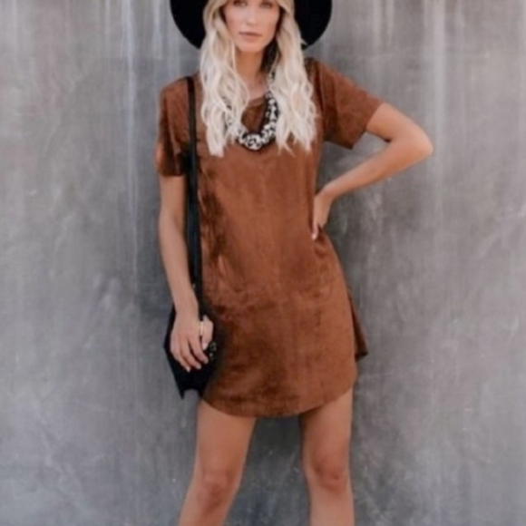 Vici Dresses & Skirts - Vici Kacie Faux Suede Shift Dress
